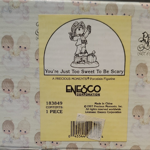 You're Just Too Sweet To Be Scary-Precious Moments Porcelain Scarecrow Figurine - Picture 2 of 2